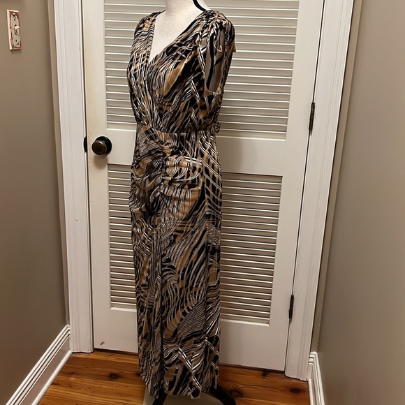 Anne Klein Burnout Dress in Black Multi, Size Medium NWT - Picture 9 of 17